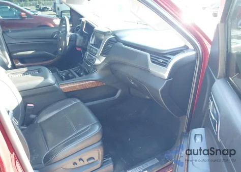 2018 Chevrolet Suburban Premier z USA, uszkodzony, nr VIN 1GNSCJKCXJR150912